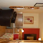 Hotell Flyover *